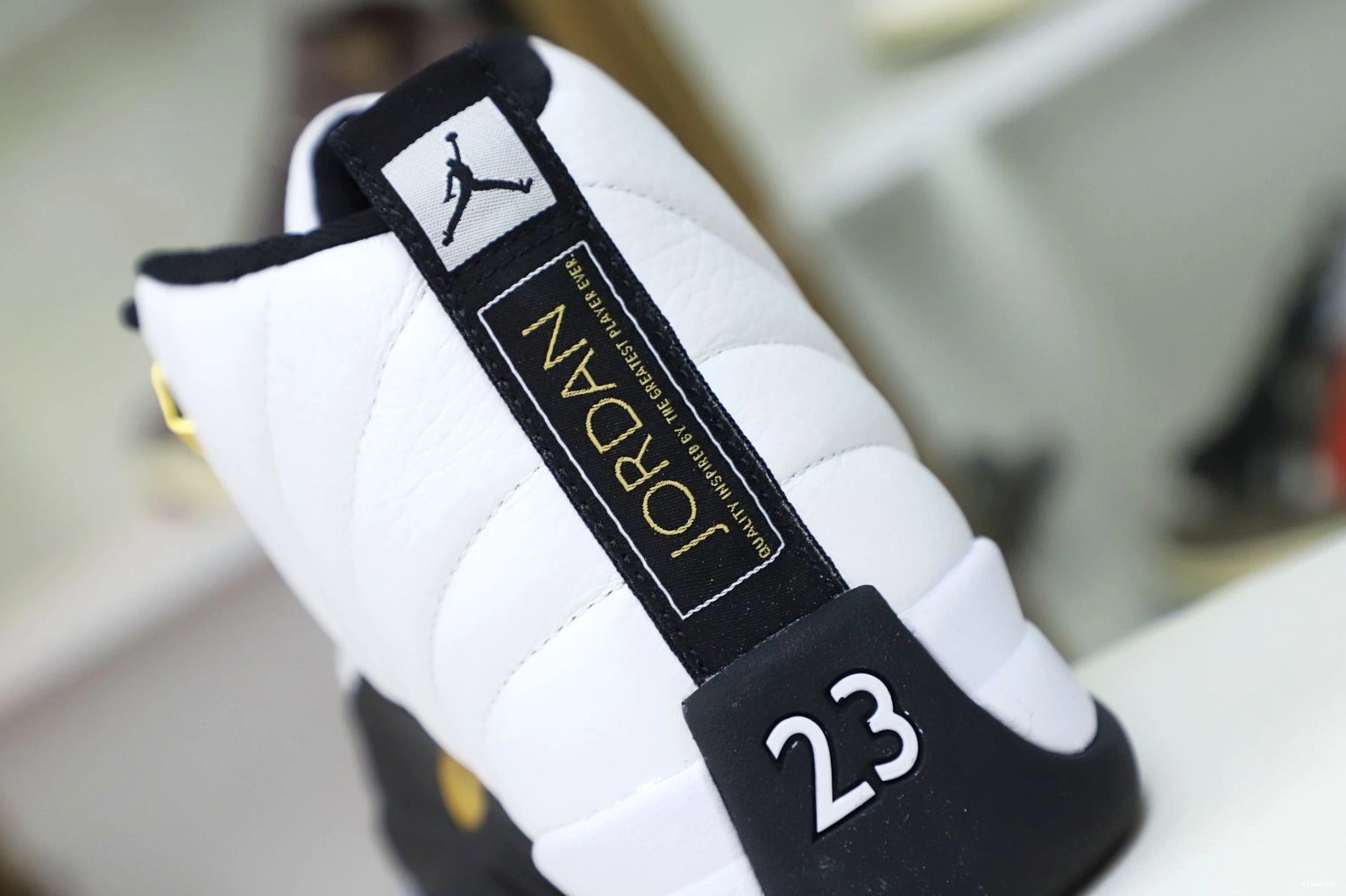 RETRO AIR JORDAN 12 'ROYALTY' 0814